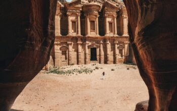 Petra – kamienne miasto ukryte w sercu pustyni
